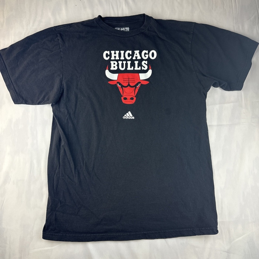 Chicago Bulls T Shirt Adidas Short Sleeve Size L